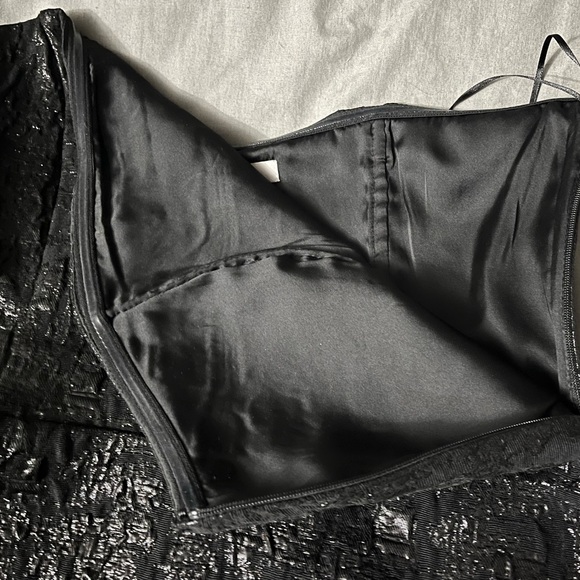 New With Tags H&M Bandeau Style Peplum Top M - Picture 5 of 9